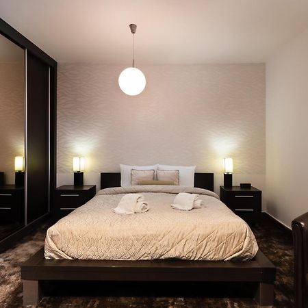 Guest House Panorama Aqualux With Free Parking Novi Sad Phòng bức ảnh