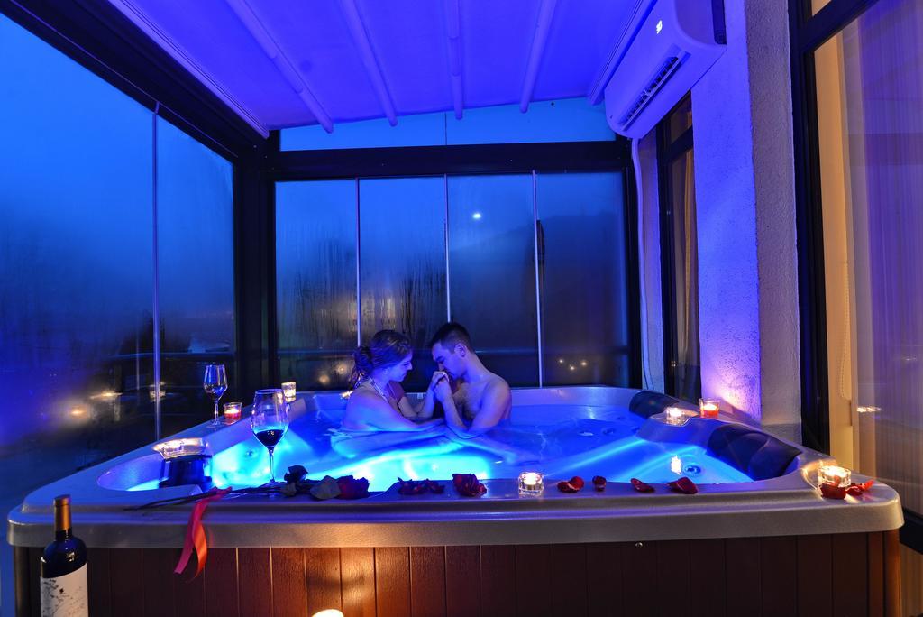 Guest House Panorama Aqualux With Free Parking Novi Sad Ngoại thất bức ảnh