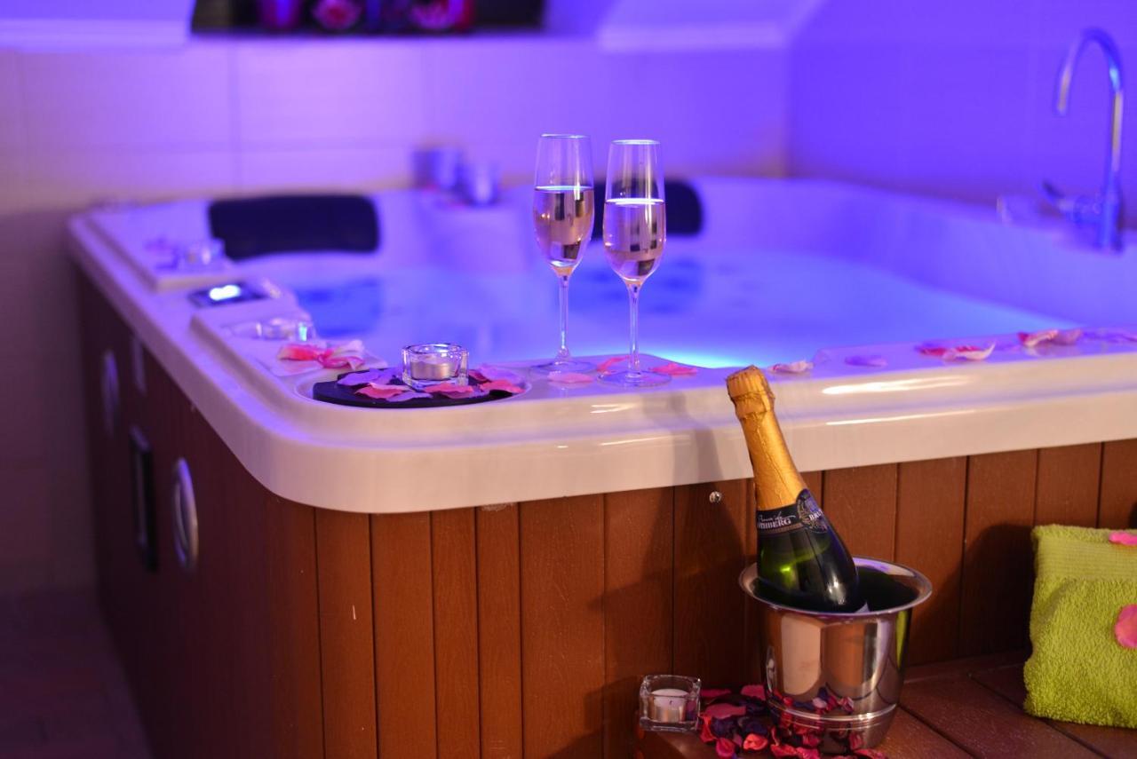 Guest House Panorama Aqualux With Free Parking Novi Sad Ngoại thất bức ảnh